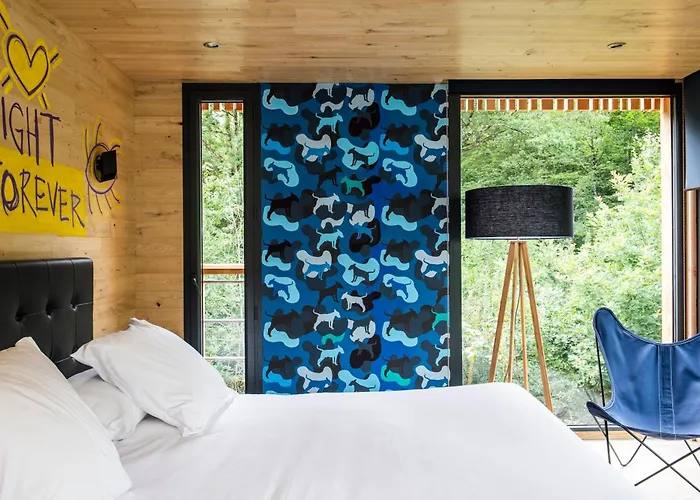 Loire Valley Lodges - Hotel